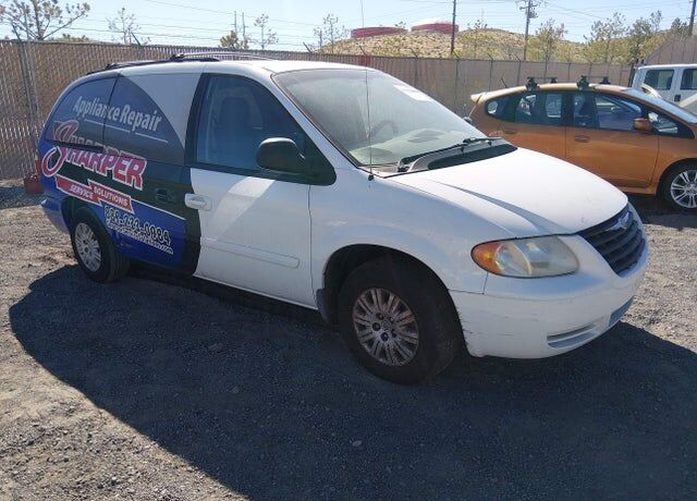 2007 CHRYSLER Town and Country
