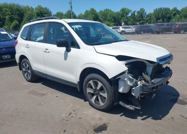 2018 SUBARU Forester