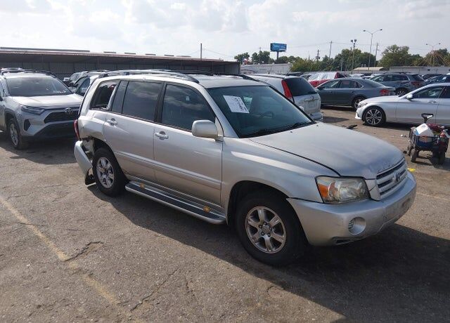 2005 TOYOTA Highlander