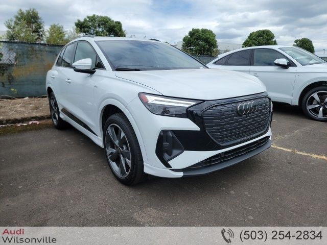2023 AUDI Q4