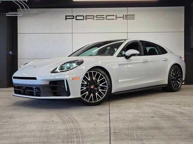 2026 PORSCHE Panamera