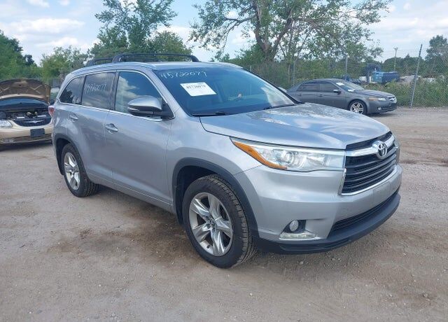 2016 TOYOTA Highlander