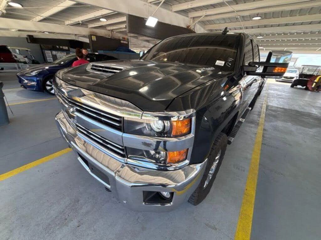 2018 CHEVROLET Silverado