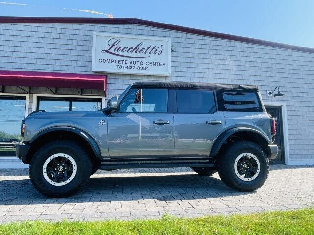 2023 FORD Bronco