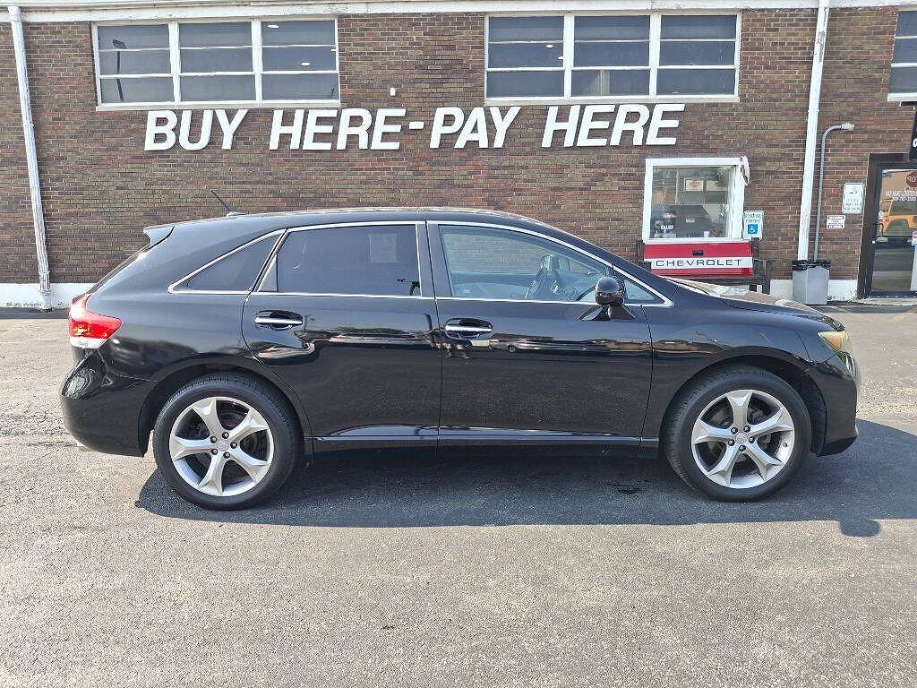 2011 TOYOTA Venza