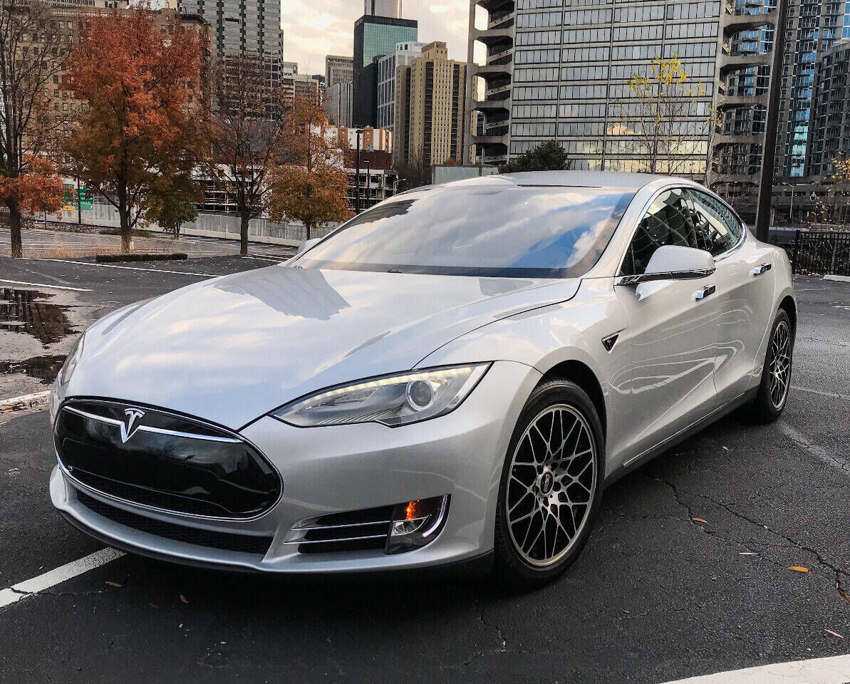 2012 TESLA Model S