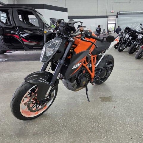 2015 KTM Super Duke R