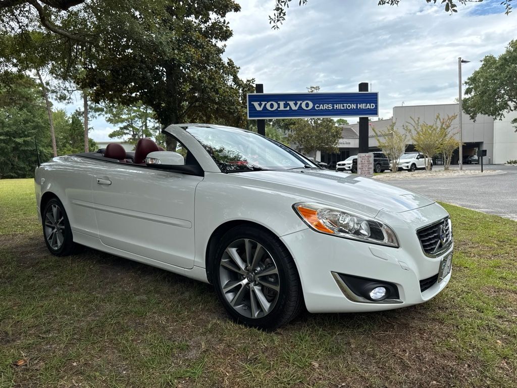 2013 VOLVO C70