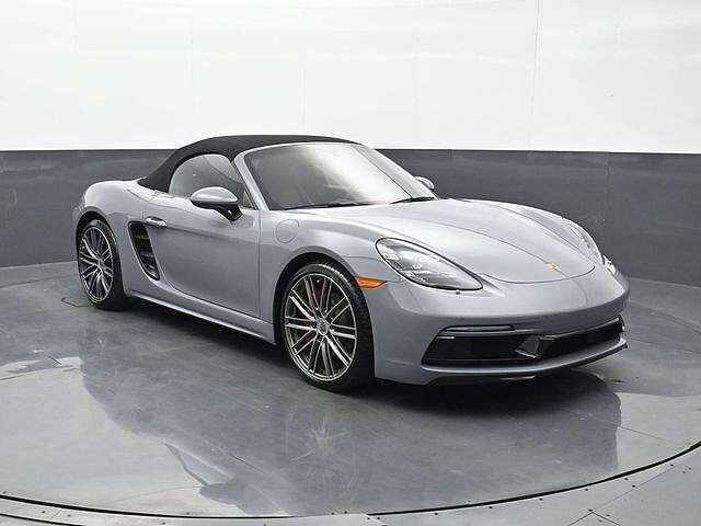 2025 PORSCHE 718