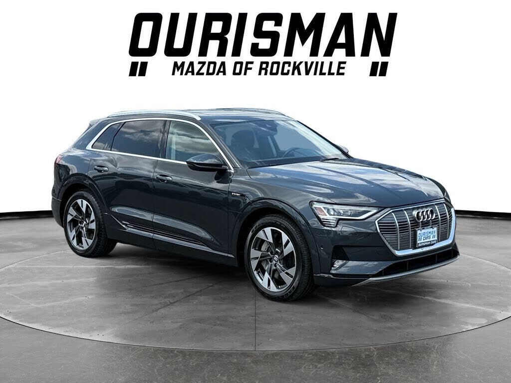 2021 AUDI e-tron