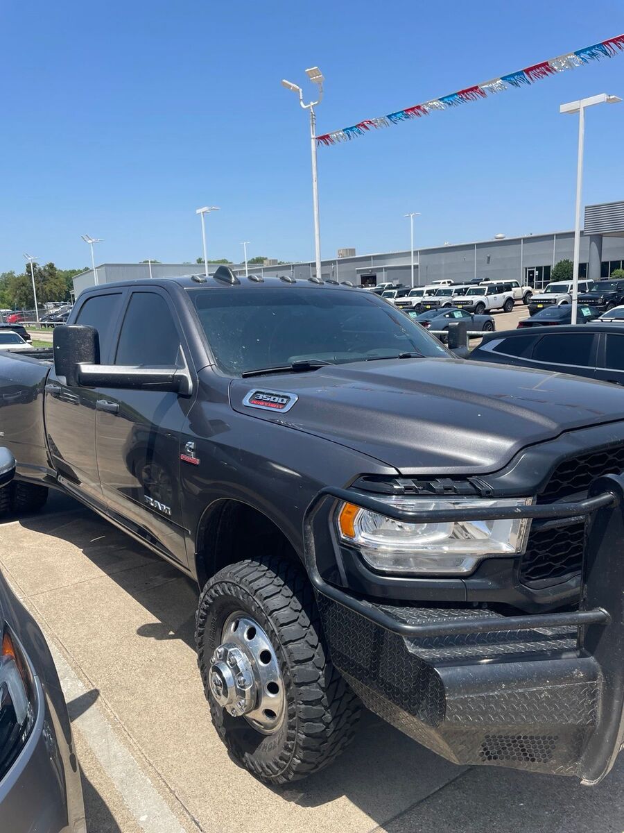 2022 RAM 3500