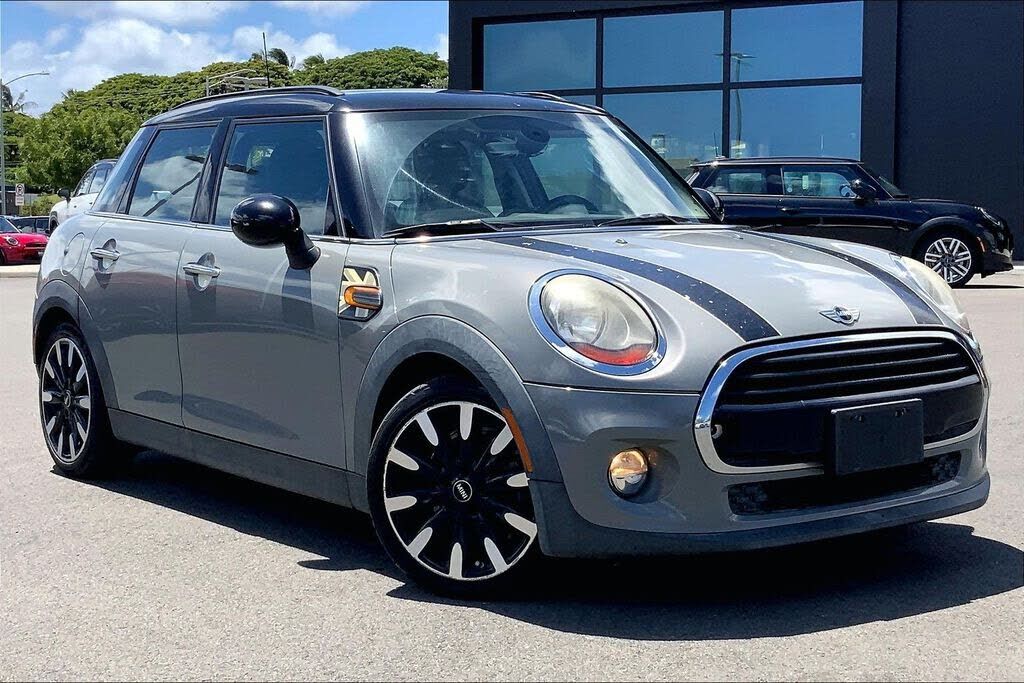 2016 MINI Cooper