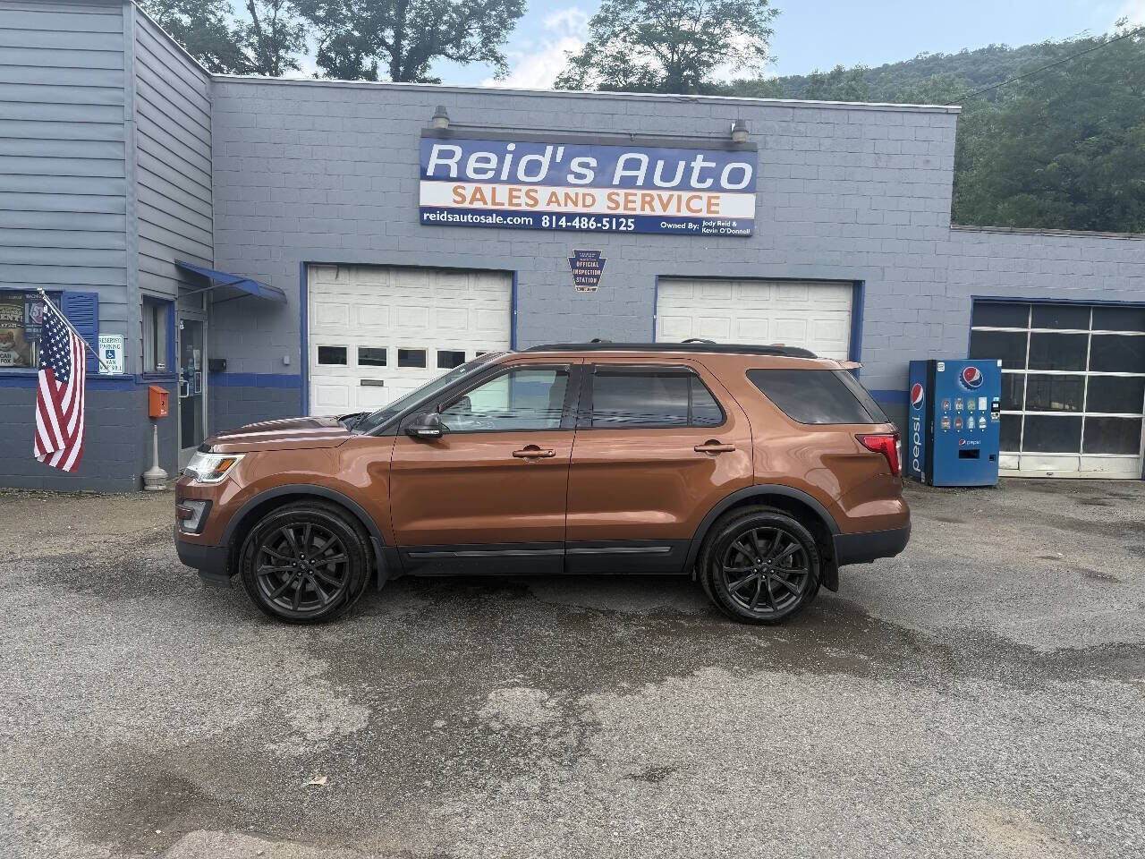 2017 FORD Explorer