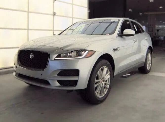 2019 JAGUAR F-Pace
