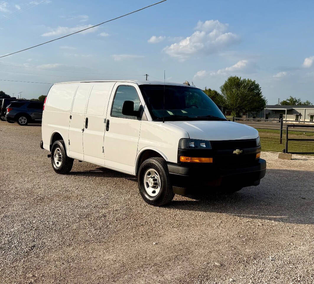 2021 CHEVROLET Express