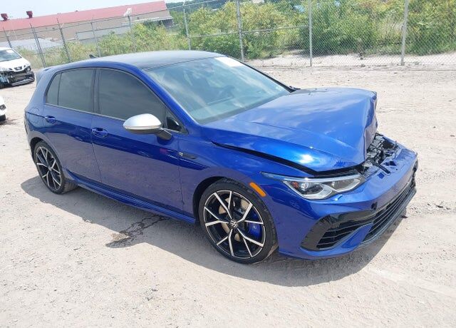 2022 VOLKSWAGEN Golf