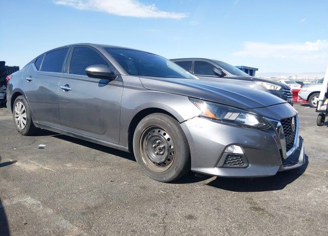 2022 NISSAN Altima