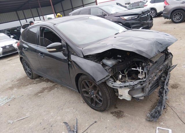 2016 FORD Focus