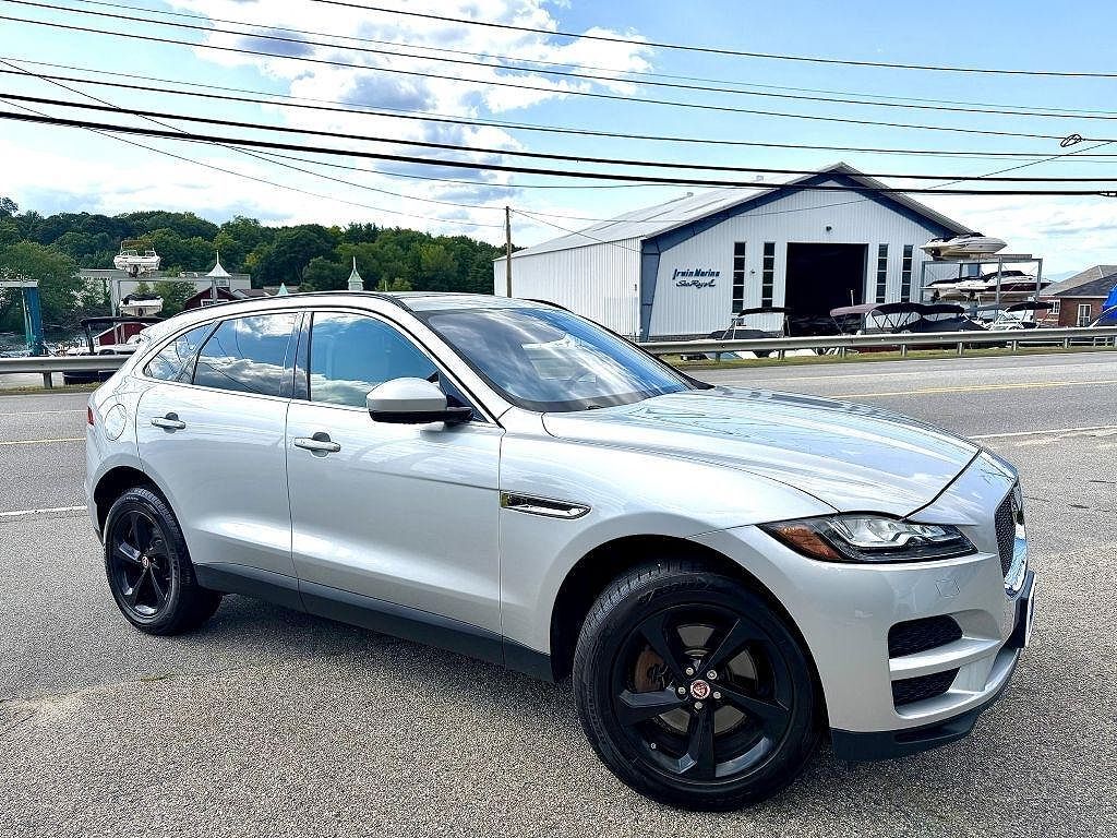 2017 JAGUAR F-Pace