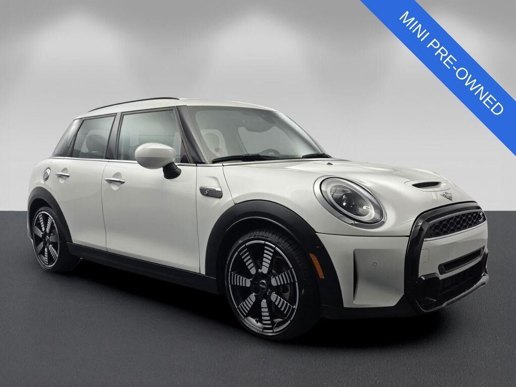 2024 MINI Hardtop