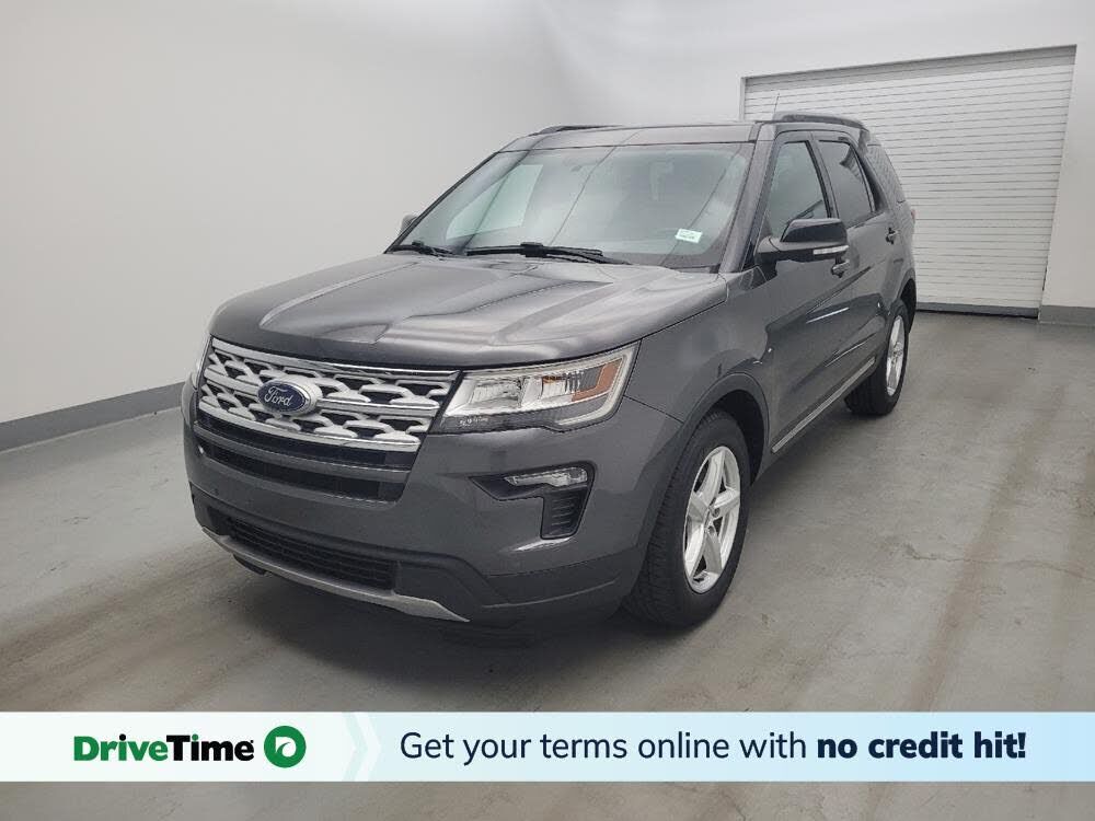 2018 FORD Explorer