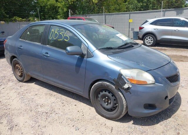 2009 TOYOTA Yaris