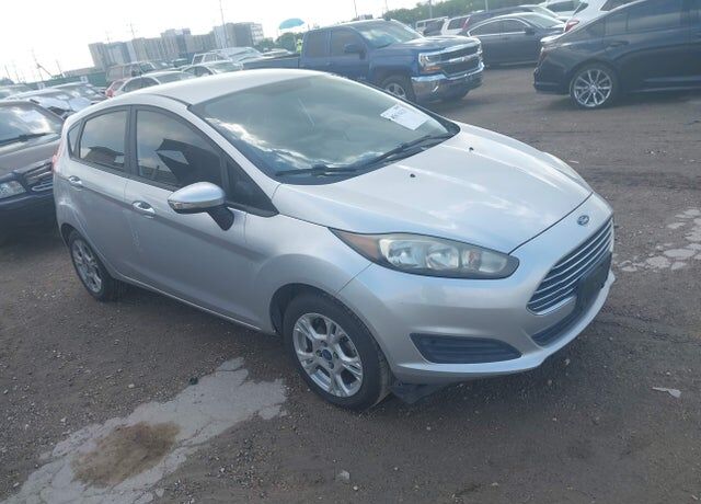 2016 FORD Fiesta