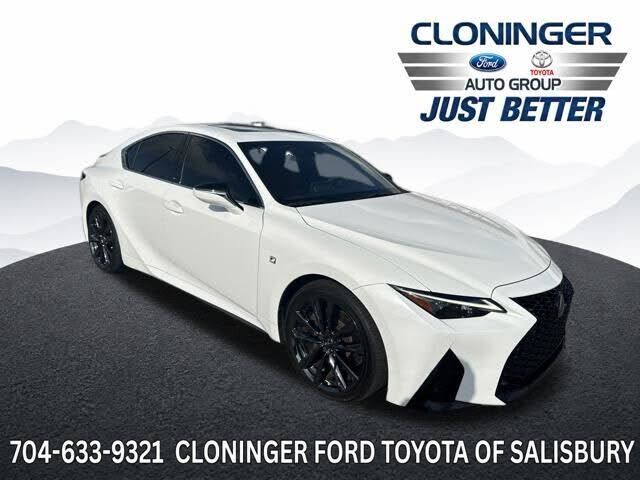 2023 LEXUS IS