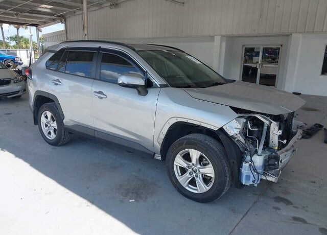 2020 TOYOTA RAV4