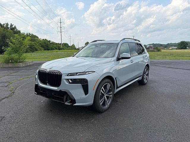 2027 BMW X7