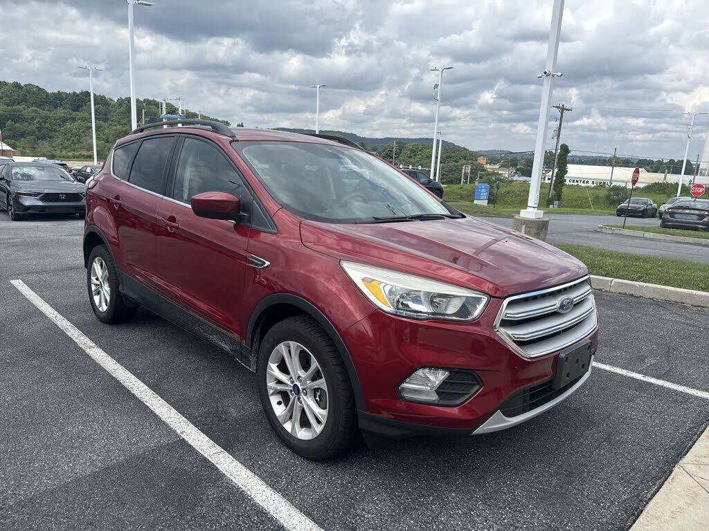 2018 FORD Escape
