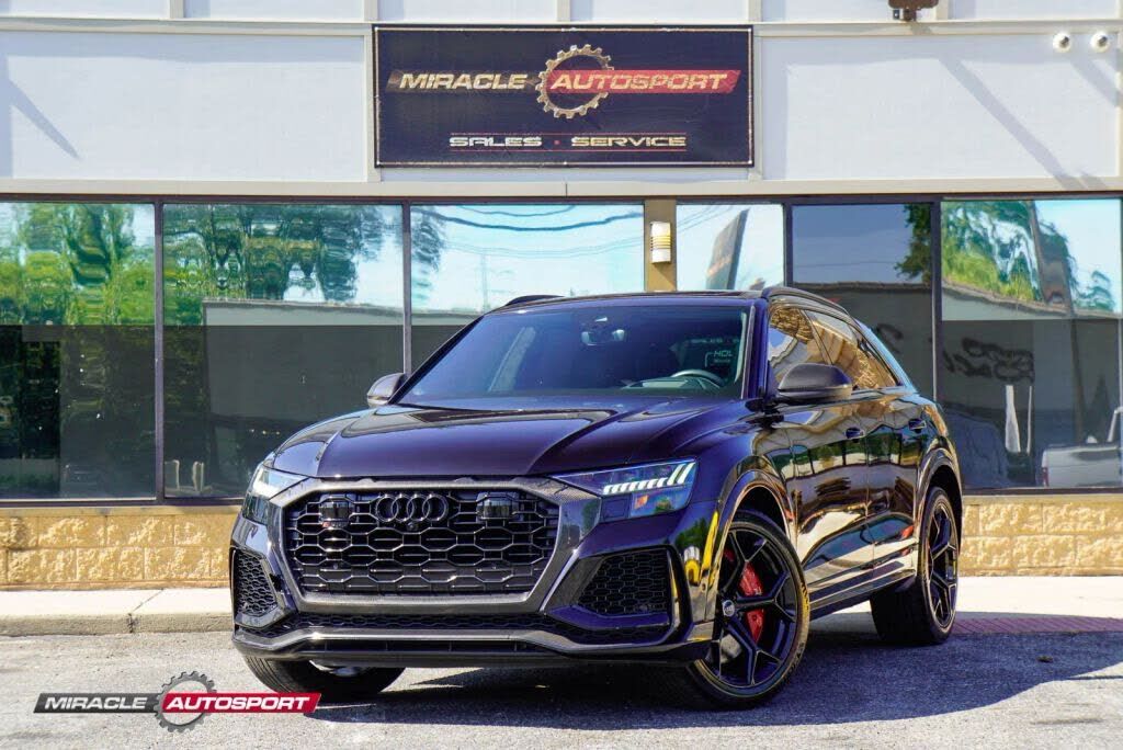 2021 AUDI RS Q8
