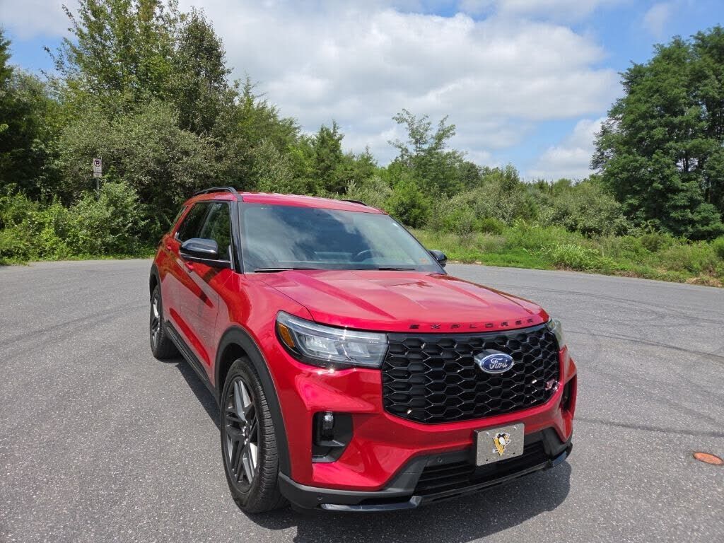 2025 FORD Explorer