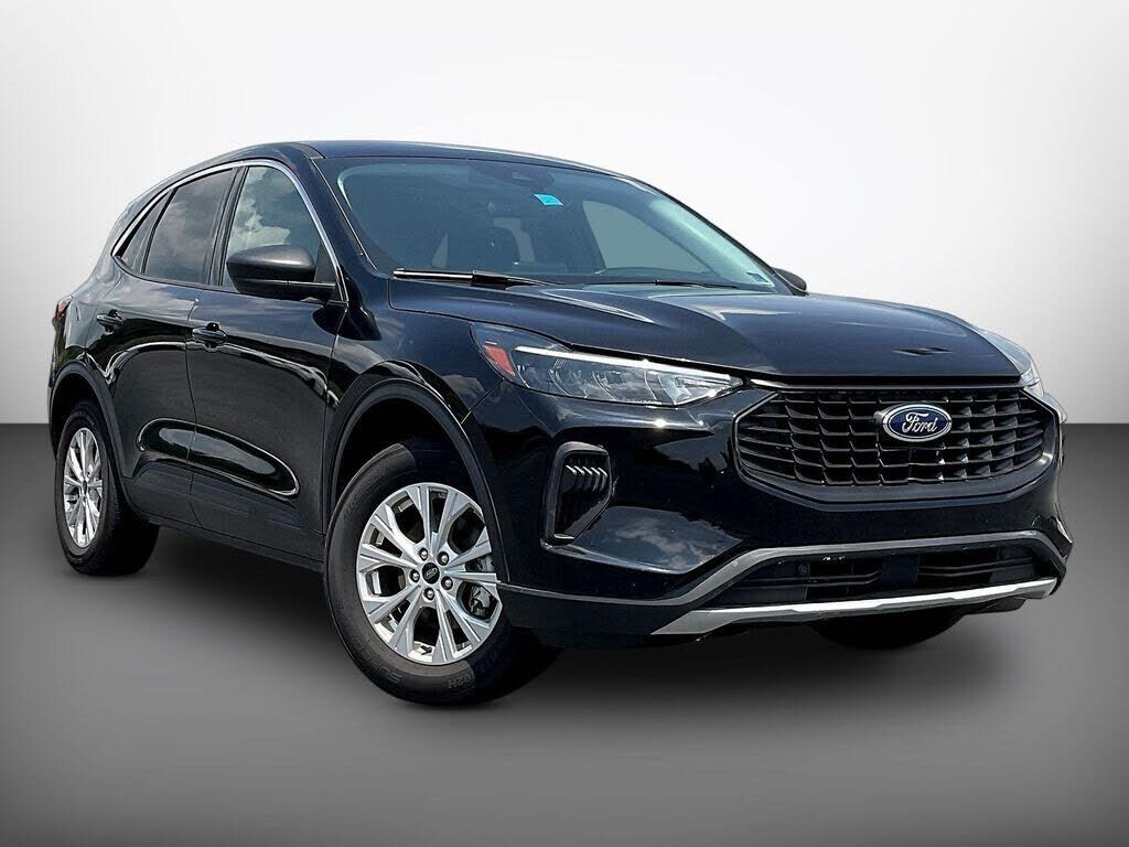 2024 FORD Escape