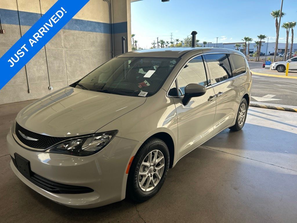 2017 CHRYSLER Pacifica