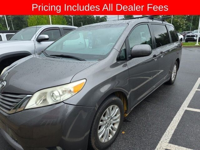 2014 TOYOTA Sienna