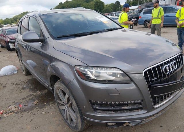 2012 AUDI Q7