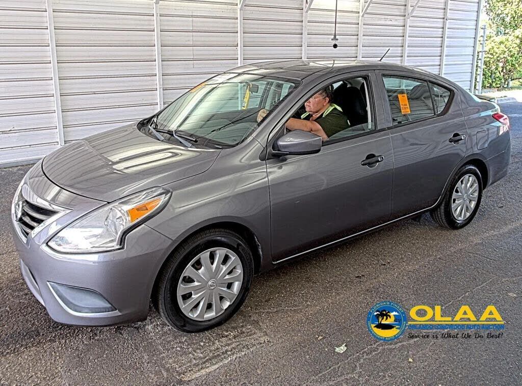 2019 NISSAN Versa