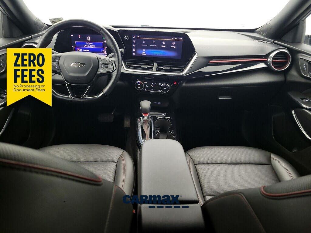 2025 CHEVROLET Trax