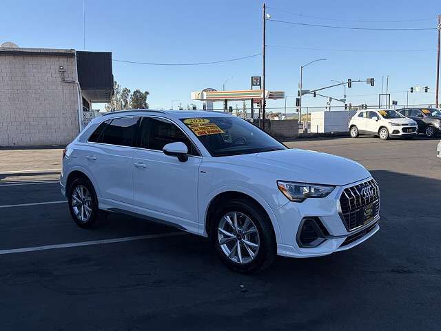 2022 AUDI Q3