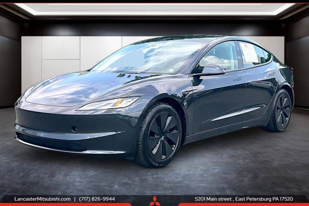 2024 TESLA Model 3