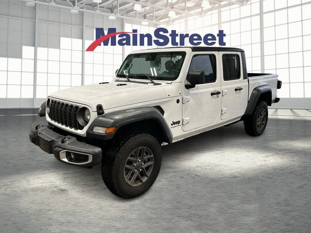 2025 JEEP Gladiator