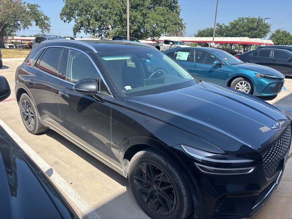 2023 GENESIS GV70
