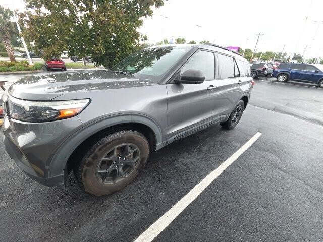2022 FORD Explorer