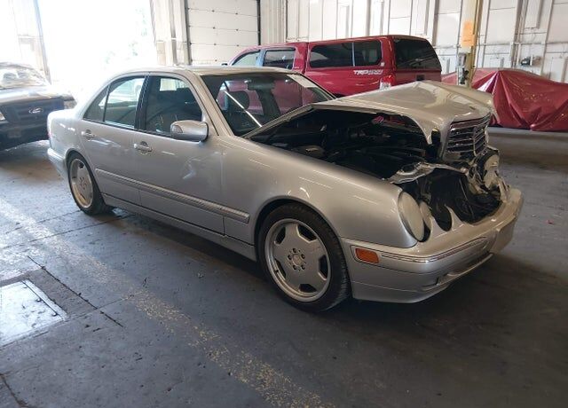 2001 MERCEDES-BENZ E-Class