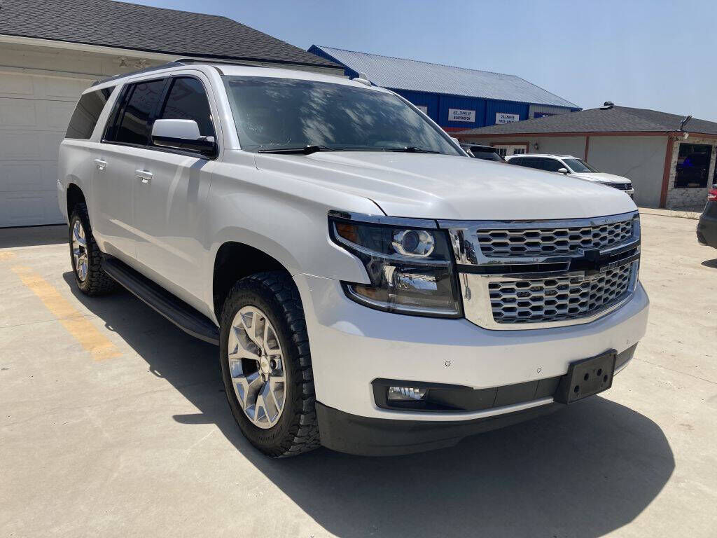 2016 CHEVROLET Suburban