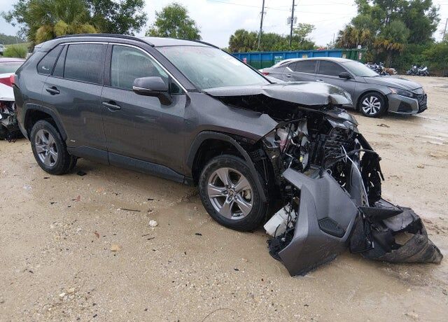 2022 TOYOTA RAV4