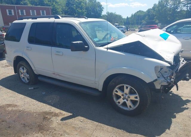 2010 FORD Explorer
