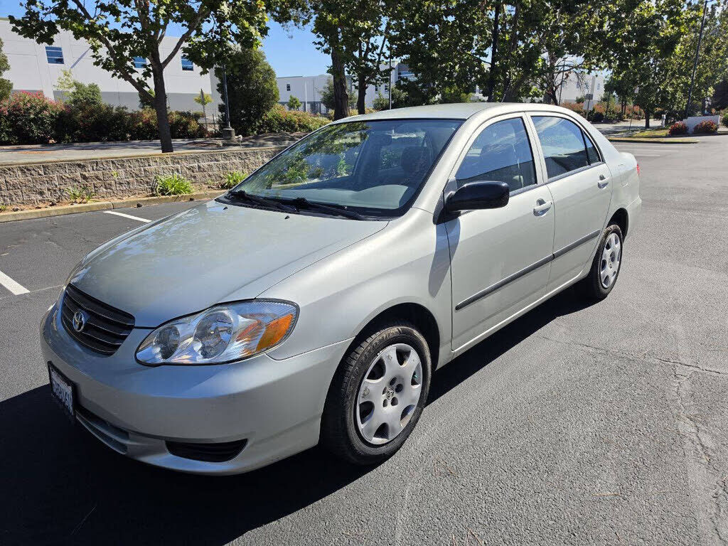2003 TOYOTA Corolla