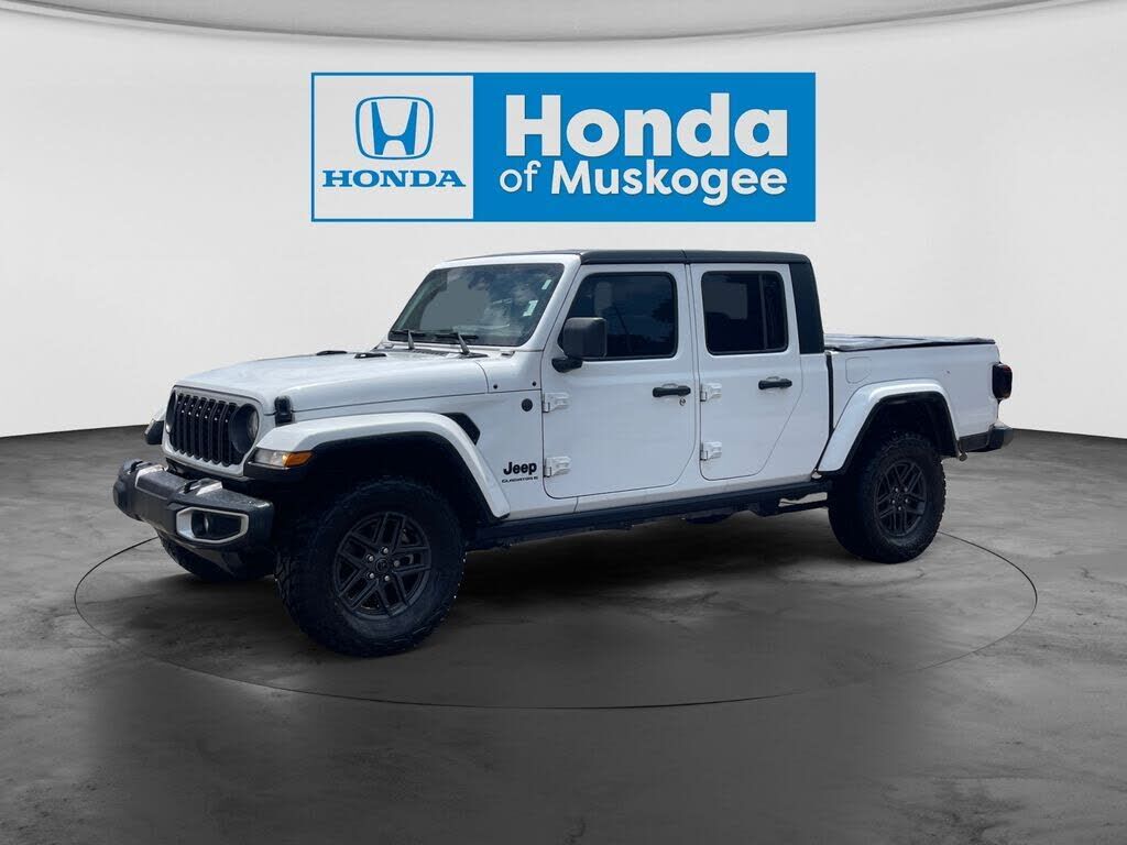 2024 JEEP Gladiator